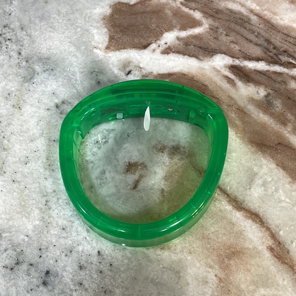 NEW Disney Vacation Club Members DVC Light Up Flashing Bracelet MOONLIGHT MAGIC - Picture 4 of 6